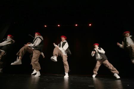 PLESNA REVIJA 12 FOTO LJUBO VUKELIČ